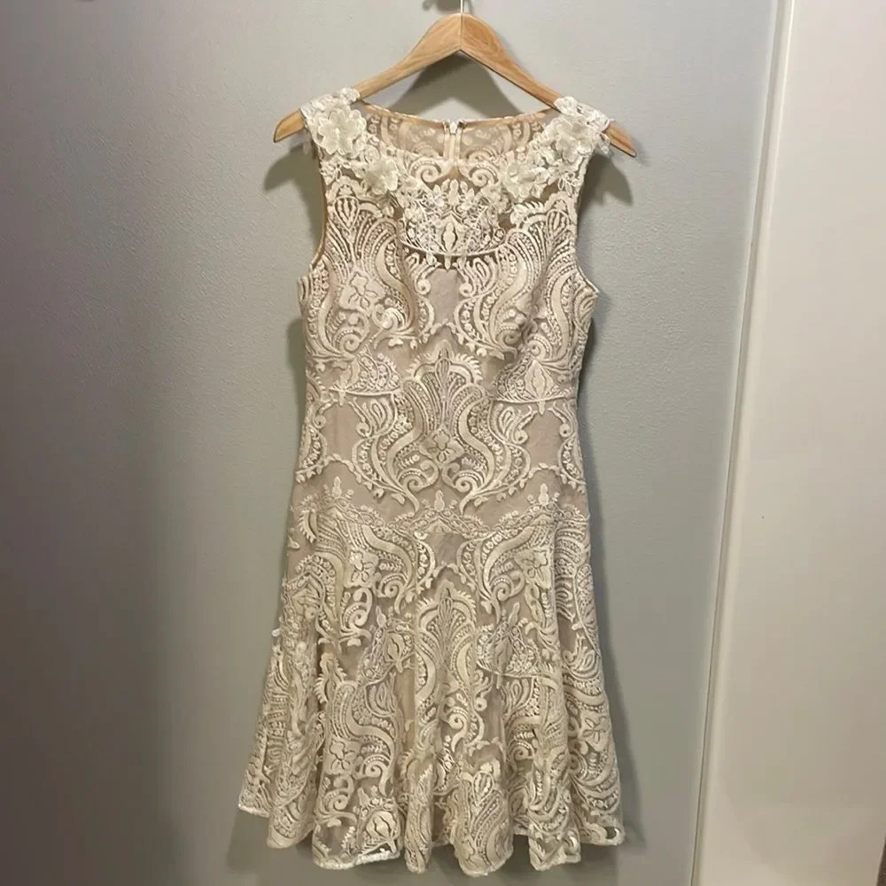 NWT Marchesa Notte Ivory Embroidered Tulle Dress